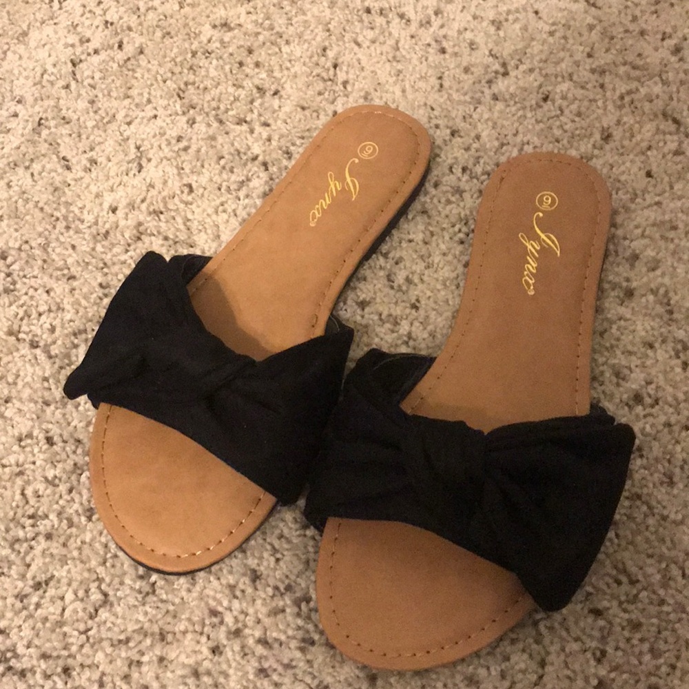 Black sandals